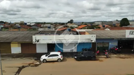 Casa com 3 Quartos à venda, 300m² no , Hidrolândia