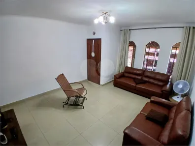 Sobrado com 3 Quartos à venda, 134m² no Bortolândia, São Paulo