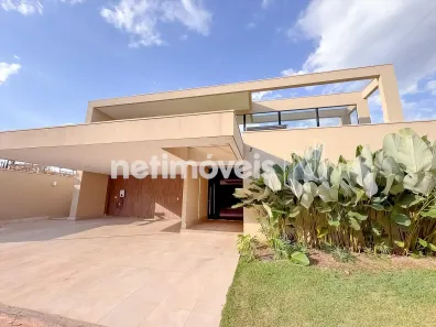 Casa com 4 Quartos à venda, 600m² no Setor Habitacional Arniqueira, Brasília