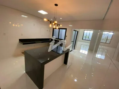 Casa com 3 Quartos à venda, 175m² no Laranjeiras, Uberlândia