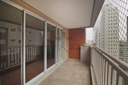 Apartamento com 2 Quartos para alugar, 112m² no Jardim Paulista, São Paulo