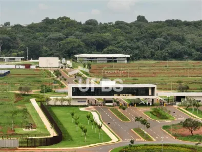 Lote/Terreno à venda, 682m² no Parque Cidade, Goiânia