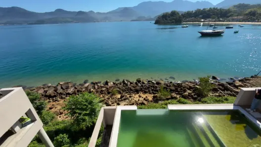 Casa de Condomínio com 4 Quartos à venda, 290m² no Monsuaba, Angra dos Reis