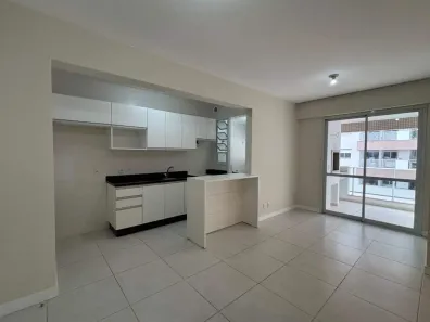 Apartamento com 2 Quartos para alugar, 66m² no Itacorubi, Florianópolis