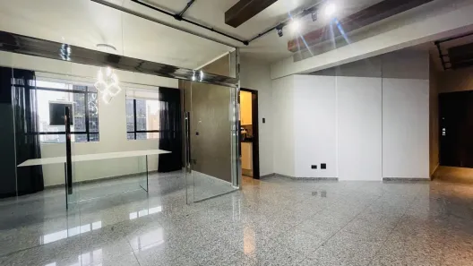 Sala Comercial à venda, 47m² no Centro, Curitiba