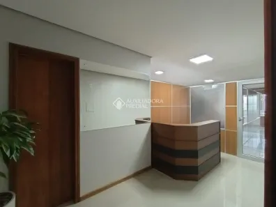 Sala Comercial para alugar, 70m² no Mont Serrat, Porto Alegre