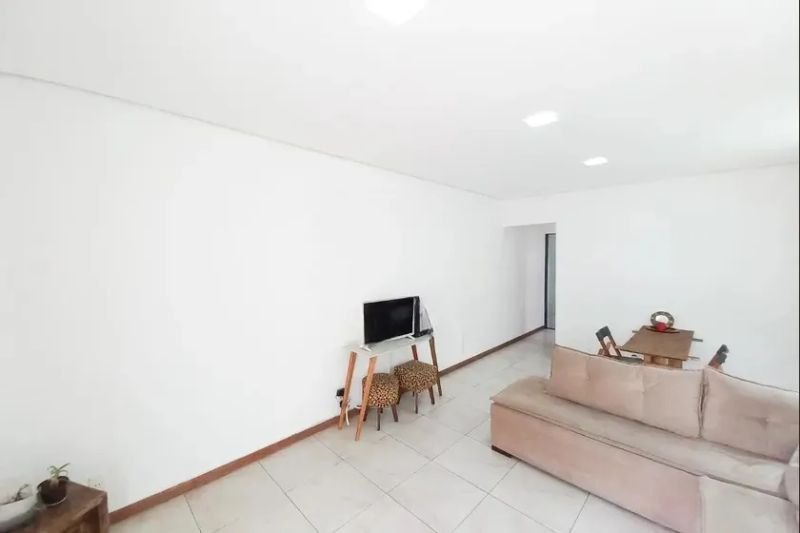 Casa com 3 quartos — Dona Clara, Belo Horizonte