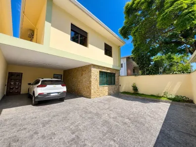 Casa com 3 Quartos à venda, 272m² no Vila Ida, São Paulo
