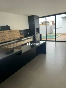 Casa de Condomínio com 3 Quartos à venda, 201m² no Laranjeiras, Uberlândia