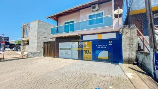 Sobrado com 2 Quartos à venda, 150m² no Fátima, Joinville