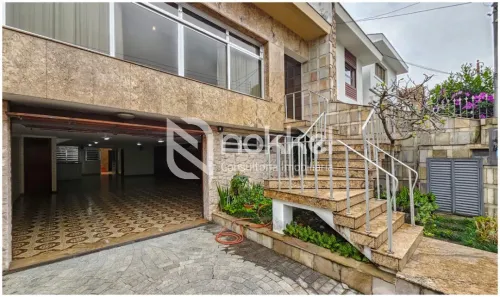 Casa com 3 Quartos à venda, 223m² no Bosque da Saúde, São Paulo