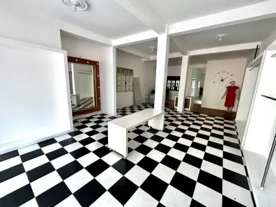 Ponto Comercial com 1 Quarto à venda, 100m² no Boca do Rio, Salvador