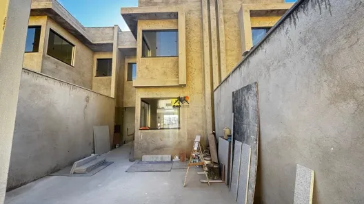 Casa com 3 Quartos à venda, 160m² no Santa Amélia, Belo Horizonte