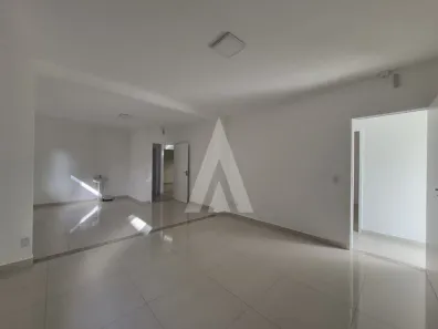 Prédio Comercial para alugar, 147m² no Bom Retiro, Joinville