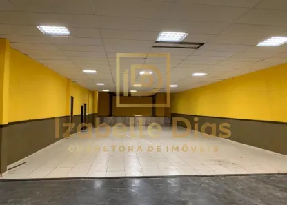 Ponto Comercial à venda, 859m² no Centro, Macaé