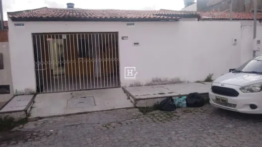 Casa com 4 Quartos à venda, 270m² no Farolândia, Aracaju