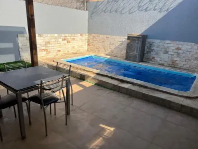 Casa com 3 Quartos à venda, 121m² no Setor Três Marias, Goiânia