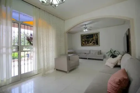 Casa com 5 Quartos à venda, 300m² no Nova Floresta, Belo Horizonte