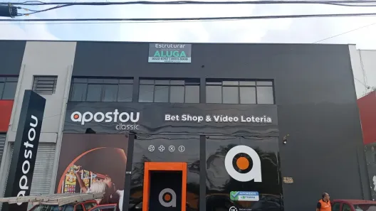 Ponto Comercial para alugar, 158m² no Parolin, Curitiba