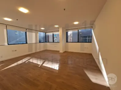 Sala Comercial para alugar, 103m² no Itaim Bibi, São Paulo