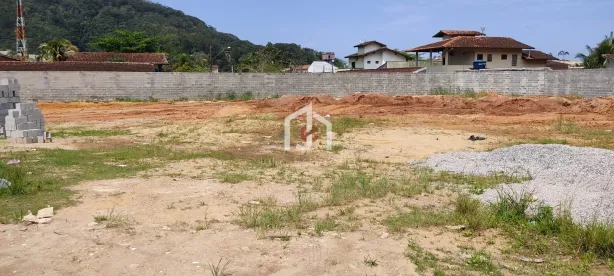 Lote/Terreno à venda, 2700m² no , Ubatuba