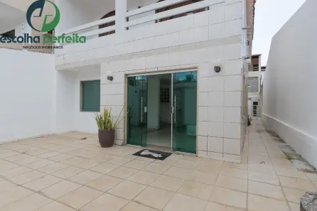 Sobrado com 3 Quartos à venda, 672m² no Itapuã, Salvador
