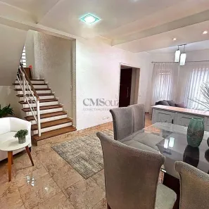 Casa com 4 Quartos para alugar, 300m² no Parque Residencial Alcântara, Londrina