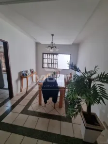Casa com 3 Quartos à venda, 163m² no Umuarama, Uberlândia