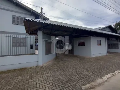 Apartamento com 2 Quartos para alugar, 70m² no Centro, Portão