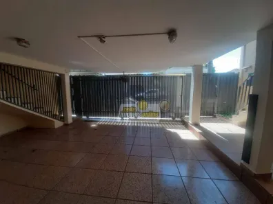 Casa com 3 Quartos à venda, 221m² no Estados Unidos, Uberaba