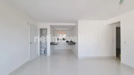 Apartamento com 2 Quartos à venda, 66m² no Vila Paris, Belo Horizonte