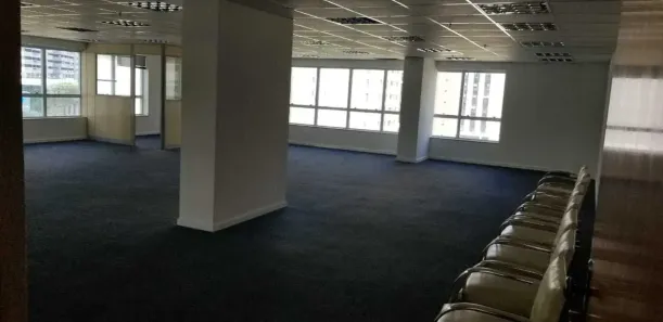 Sala Comercial à venda, 416m² no Caminho das Árvores, Salvador