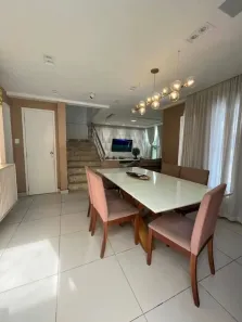 Casa de Condomínio com 3 Quartos à venda, 220m² no Quintas do Calhau, São Luís