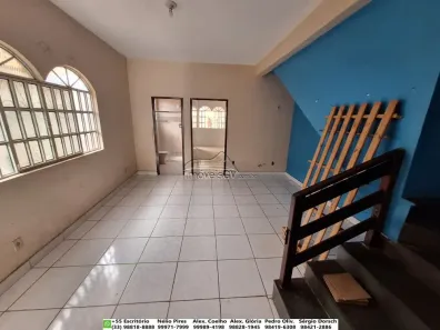 Casa com 3 Quartos à venda, 210m² no Santa Rita, Governador Valadares