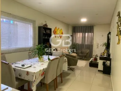 Sobrado com 3 Quartos para alugar, 140m² no Vila Machado, Jacareí