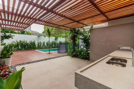 Casa com 4 Quartos à venda, 263m² no Alto de Pinheiros, São Paulo