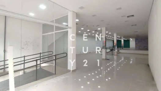 Prédio Comercial para alugar, 900m² no Pinheiros, São Paulo