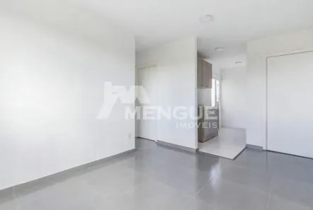 Apartamento com 2 Quartos à venda, 40m² no Mário Quintana, Porto Alegre