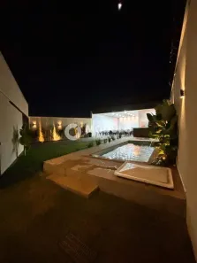 Prédio Comercial à venda, 100m² no Novo Mundo, Uberlândia