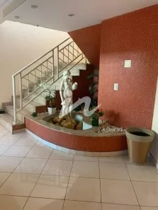 Casa com 4 Quartos à venda, 370m² no Umuarama, Uberlândia