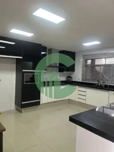 Casa com 3 Quartos à venda, 186m² no Santa Terezinha, Santo André