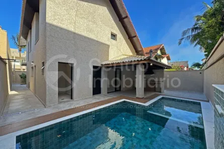 Casa com 3 Quartos à venda, 306m² no Jardim Imperador, Peruíbe