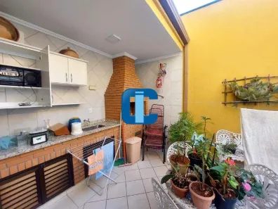 Sobrado com 4 Quartos à venda, 280m² no Parque São Domingos, São Paulo