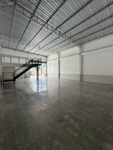 Prédio Residencial para alugar, 220m² no Alto São Bento, Itapema