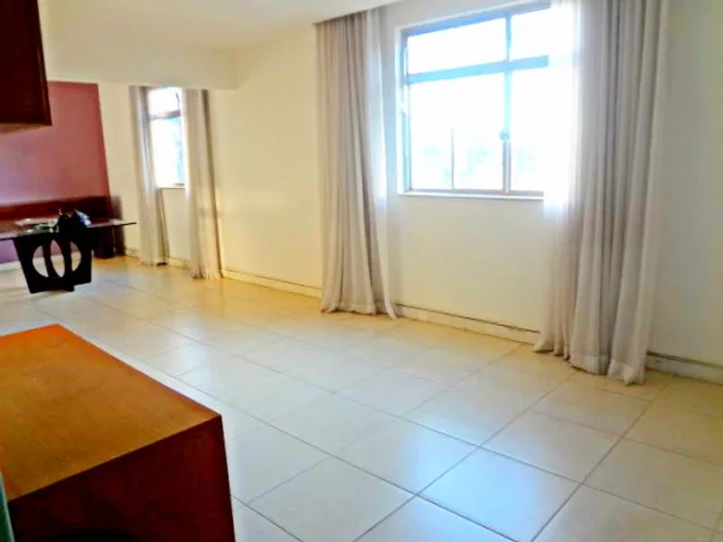 Apartamento com 3 quartos — Serra, Belo Horizonte