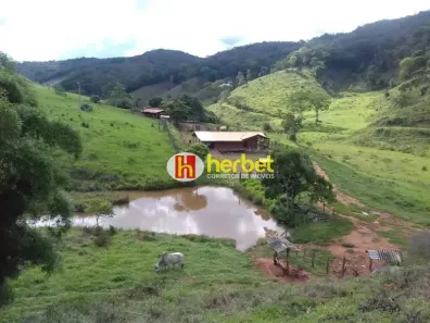 Fazenda/Sítio com 2 Quartos à venda, 295000m² no , Carmésia