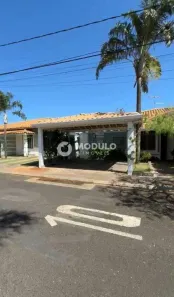 Casa de Condomínio com 3 Quartos à venda, 120m² no Granada, Uberlândia