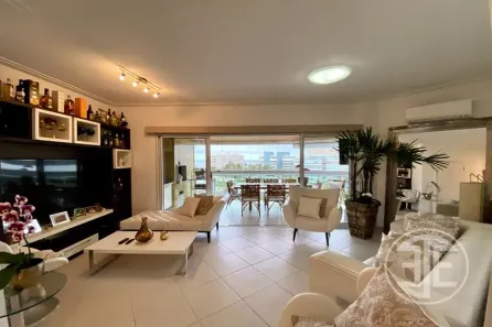 Apartamento com 4 Quartos à venda, 160m² no Riviera, Bertioga