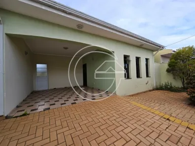 Casa com 3 Quartos para alugar, 10m² no Centro, Marília