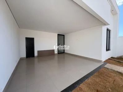 Casa com 3 Quartos à venda, 170m² no Novo Mundo, Uberlândia
